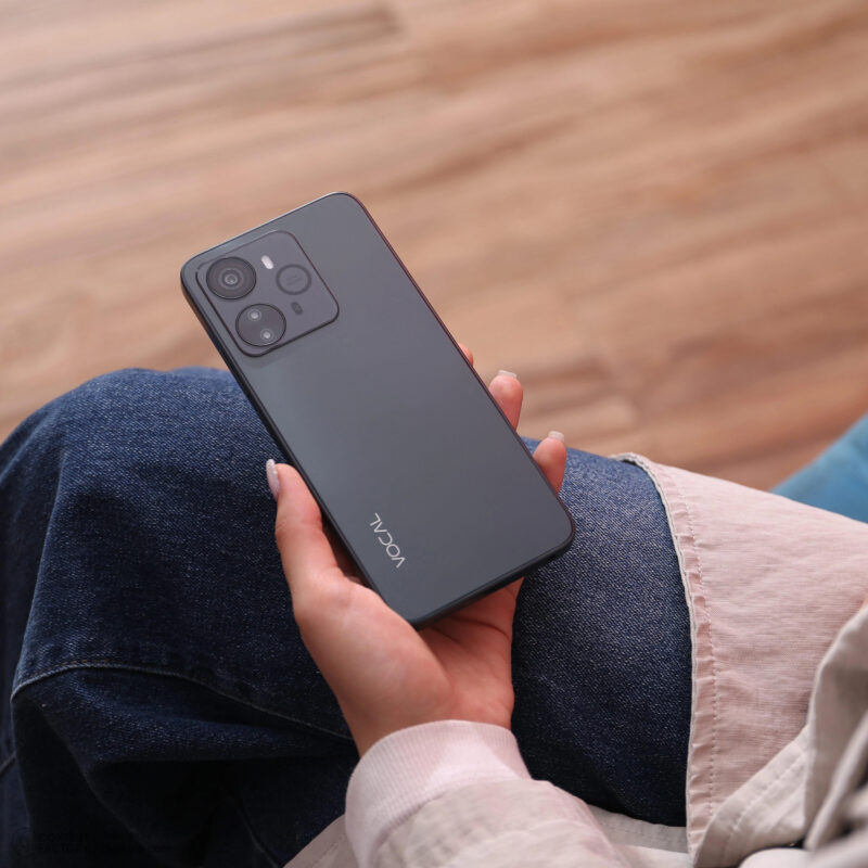 گوشی موبایل وکال مدل V1 Plus دو سیم کارت ظرفیت ۱۲۸ گیگابایت و رم ۴ گیگابایت