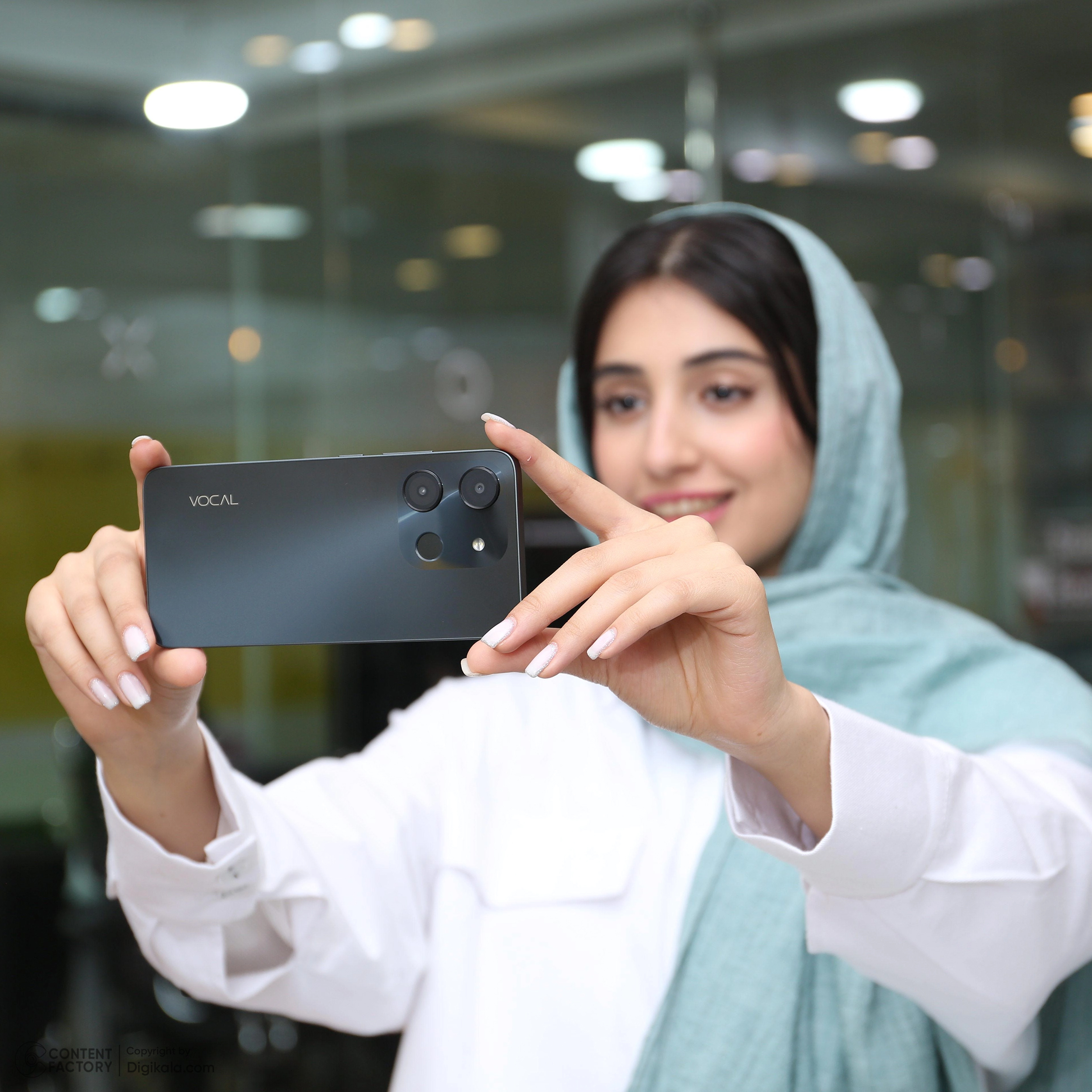 گوشی موبایل وکال مدل V0 دو سیم کارت ظرفیت 64 گیگابایت و رم 3 گیگابایت گوشی موبایل وکال مدل V0 دو سیم کارت ظرفیت 64 گیگابایت و رم 3 گیگابایت