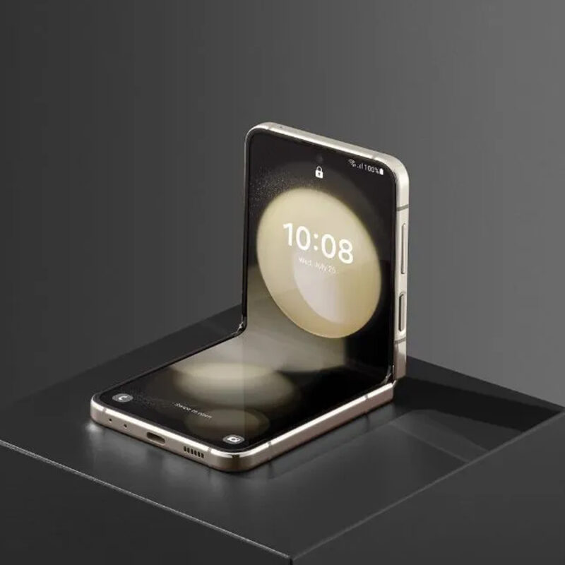 گوشی موبایل سامسونگ مدل Galaxy Z Flip 6 تک سیم کارت ظرفیت ۲۵۶ گیگابایت و رم ۱۲ گیگابایت - ویتنام