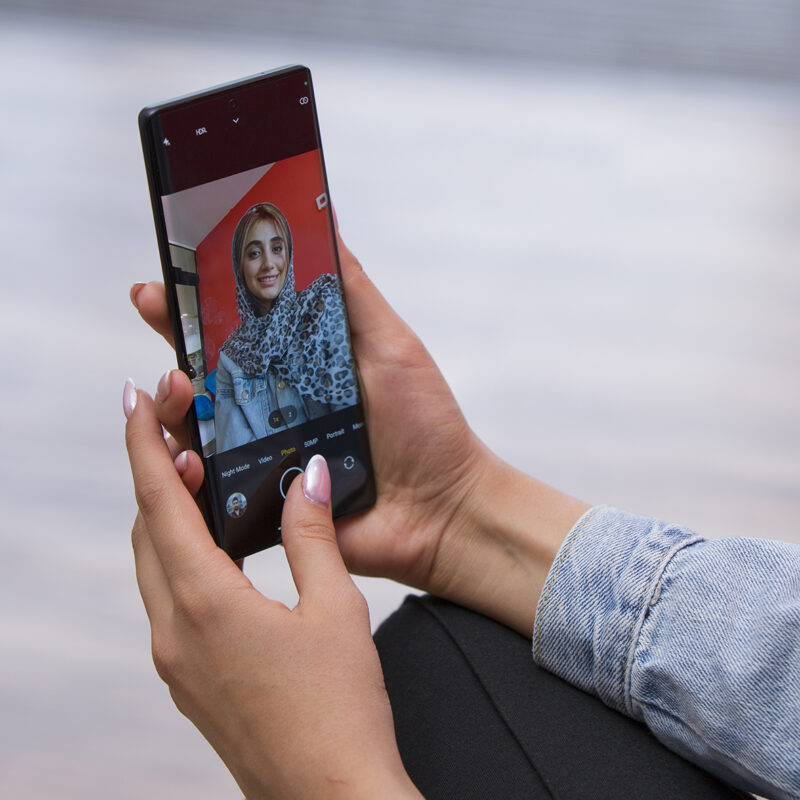 گوشی موبایل داریا مدل bond 5G دو سیم کارت ظرفیت ۲۵۶ گیگابایت و رم ۸ گیگابایت - نسخه امارات